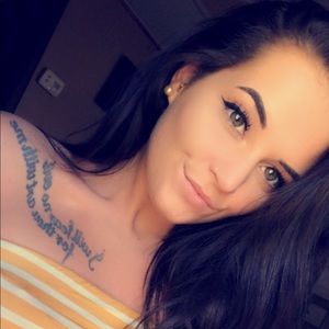 Meet your Posher, Shelby